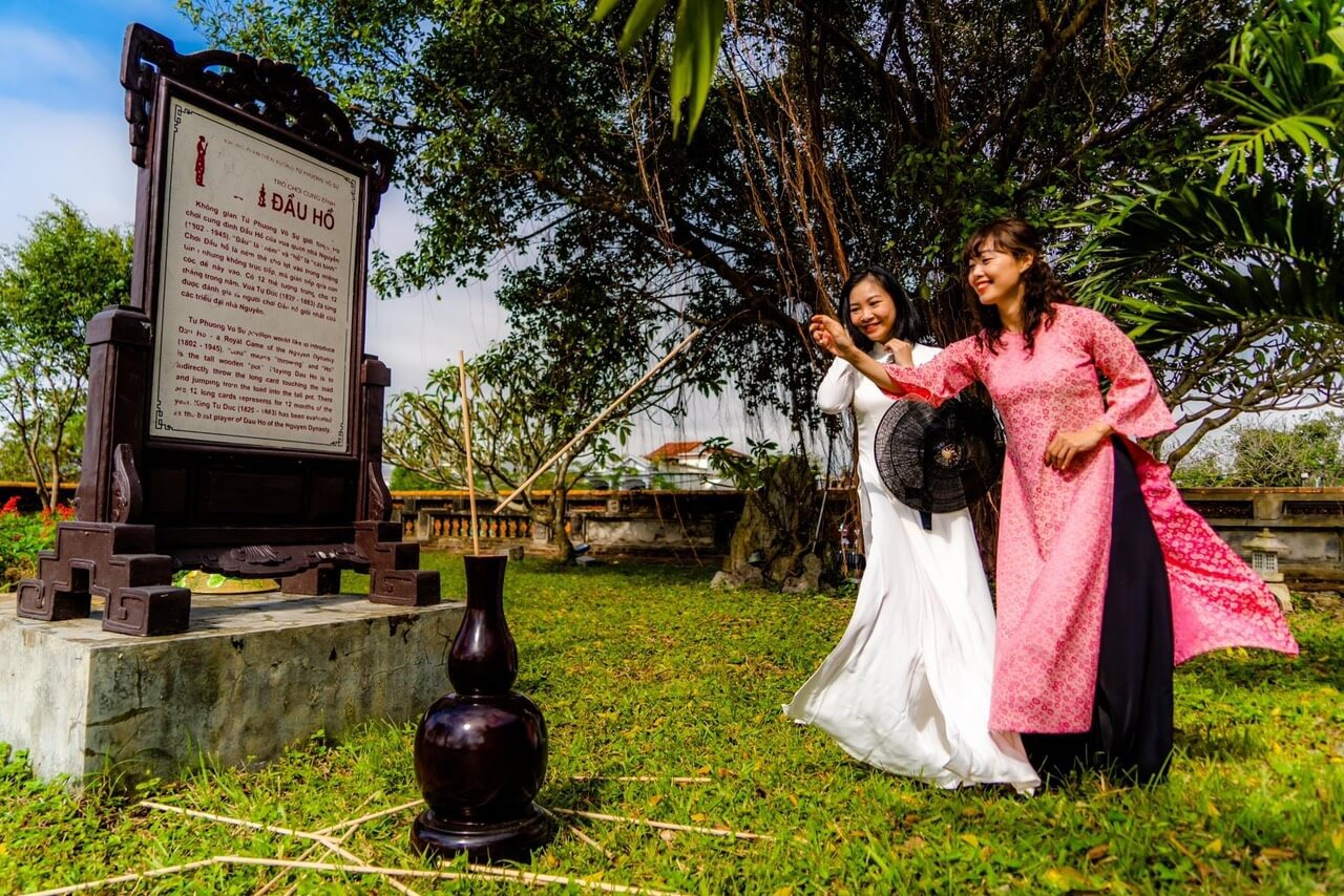 Lầu Tứ Phương Vô Sư, Tứ Phương Vô Sự lâu, Tu phoung vo su lau, Tứ Phương Vô Sự Lầu, Tử Cấm Thành Huế, Cửa Hòa Bình Huế, Cafe Tứ Phương Vô Sự Huế, Không gian Tứ Phương Vô Sự Lầu Lầu Tứ Phương Vô Sư, Tứ Phương Vô Sự lâu, Tu phoung vo su lau, Tứ Phương Vô Sự Lầu, Tử Cấm Thành Huế, Cửa Hòa Bình Huế, Cafe Tứ Phương Vô Sự Huế, Không gian Tứ Phương Vô Sự Lầu